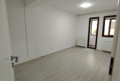 Apartament cu 3 camere decomandat în Fundeni - 3