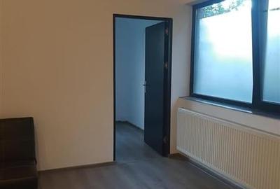Apartament cu 2 camere nedecomandat în Foișorul de Foc - 4