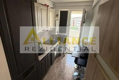 Apartament cu 2 camere decomandat în Sud