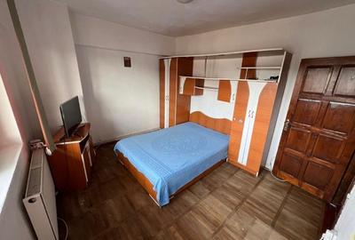 Apartament cu 3 camere decomandat în Central - 2