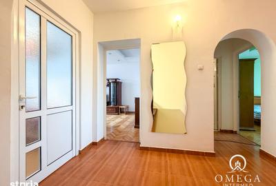Apartament cu 3 camere decomandat în Podu Roș - 5