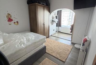 Apartament cu 3 camere decomandat în Central - 1