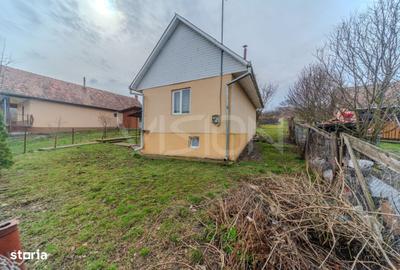 Casă cu Teren 2844 Mp în Căianu - 2