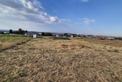 Teren de 481 mp, în Mineri