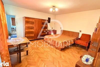 Casă cu 3 camere cu Teren 1482 Mp în Central - 11