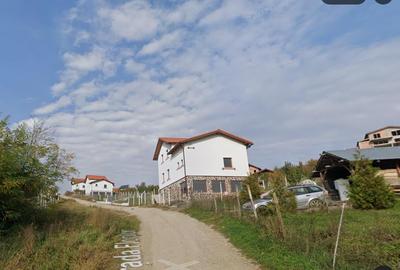Teren Construcții intravilan de 662 mp, în Hamba