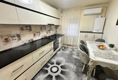 Apartament cu 3 camere decomandat, mobilat în Orăștie