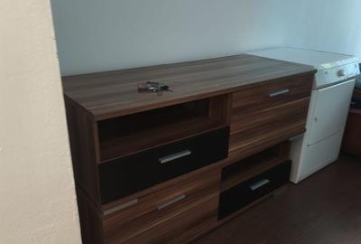 Garsonieră decomandată în Buziașului