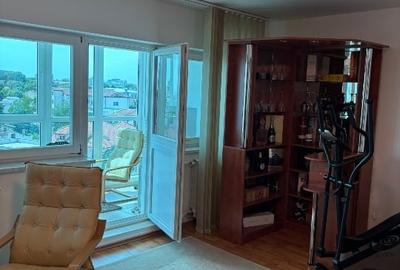 Apartament cu 3 camere decomandat în Capitol - 11