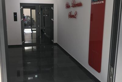 Apartament cu 3 camere în Faleză