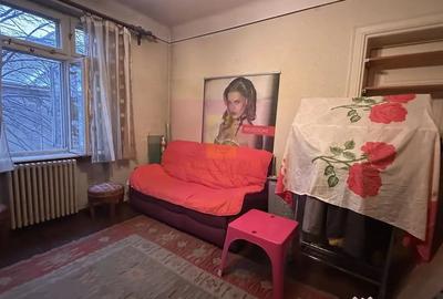 Apartament cu 4 camere semidecomandat în Ferdinand