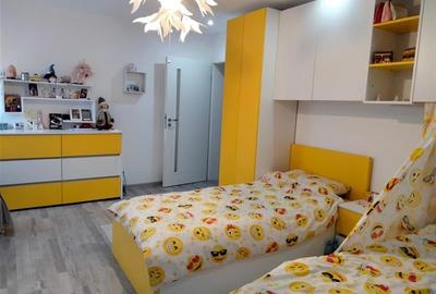 Casă individuală cu 5 camere cu Canalizare în Rulmentul - 16
