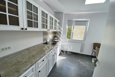 Apartament cu 2 camere decomandat în Medicină
