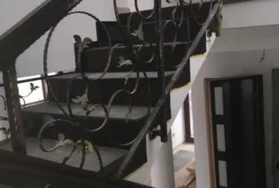 Casă cu 5 camere cu Teren 420 Mp în Bradu - 6