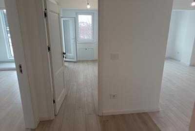 Apartament cu 2 camere decomandat în Rediu