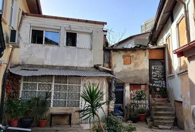 Casă cu Teren 268 Mp în Eminescu - 2