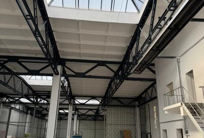 Spațiu industrial, de 2,600 mp, în Astra