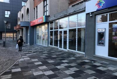 Spațiu comercial, de 181 mp, în Ultracentral - 2