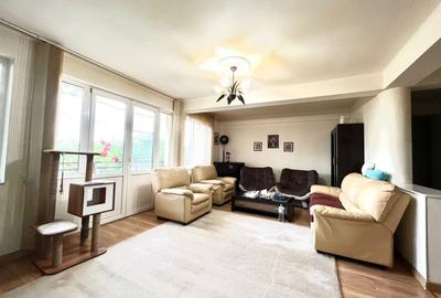 Apartament cu 4 camere decomandat în Bună Ziua