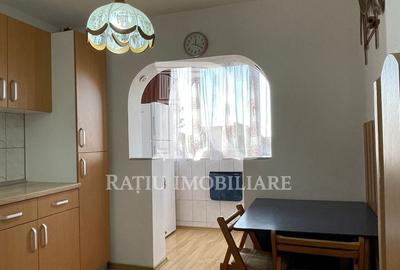 Apartament cu 3 camere decomandat, mobilat în Nufărul - 5