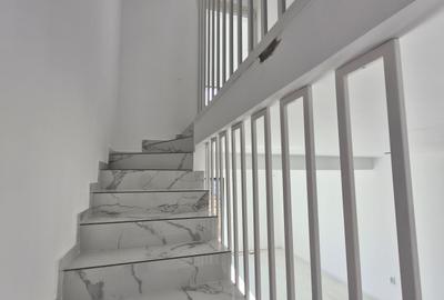 Duplex cu 4 camere cu Canalizare în Haliu - 7