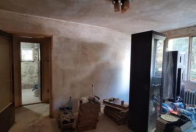 Apartament cu 2 camere semidecomandat în Basarabia