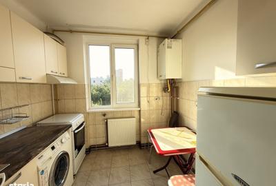 Apartament cu 2 camere decomandat în Medicină