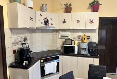 Apartament cu 2 camere semidecomandat, mobilat în Orăștie