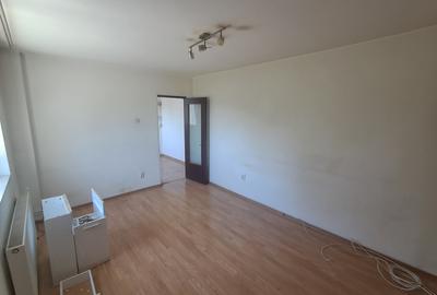 Apartament cu 2 camere decomandat în Colentina - 4