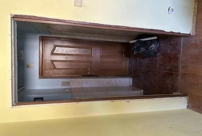 Apartament cu 3 camere semidecomandat în Central - 2