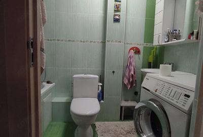 Apartament cu 2 camere semidecomandat în Dâmbovița