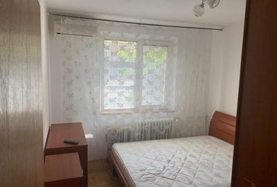 Apartament cu 2 camere semidecomandat în Decebal - 1