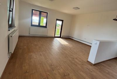 Casă cu 3 camere în Central