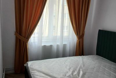 Apartament cu 3 camere decomandat în Exterior Vest - 2
