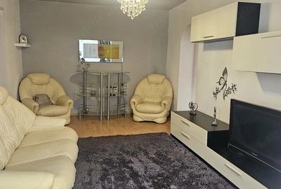Apartament cu 3 camere decomandat în Nord
