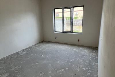 Casă cu 5 camere cu Teren 300 Mp în Lumina - 6