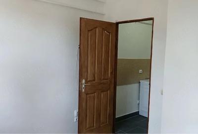 Garsonieră decomandată în Astra