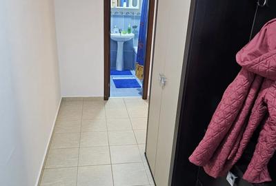 Apartament cu 2 camere în Apărătorii Patriei