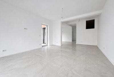 Casă cu Teren 315 Mp în Ghiroda