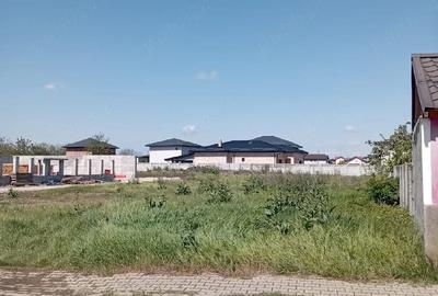 Teren de 1200 mp, în Central