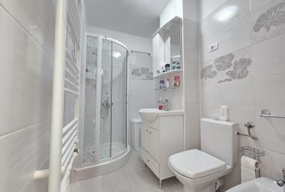 Apartament cu 3 camere semidecomandat în Micro 17 - 16