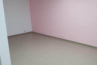 Apartament cu 2 camere semidecomandat în 13 Septembrie