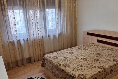 Apartament cu 3 camere decomandat în 1 Mai