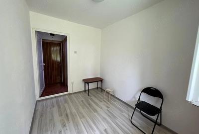 Garsonieră nedecomandată în Micro 19 - 2