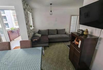 Apartament cu 3 camere decomandat, mobilat în Bună Ziua