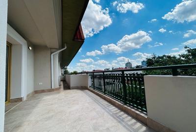 Apartament cu 4 camere decomandat în Primăverii - 19