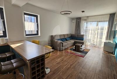 Apartament cu 2 camere semidecomandat, mobilat în Mărăști