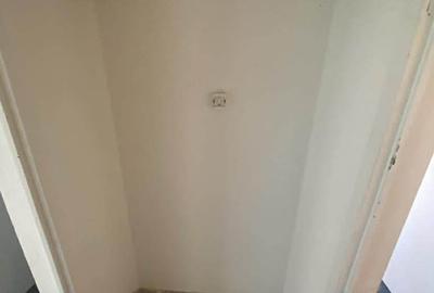 Apartament cu 2 camere semidecomandat în 14 Mai
