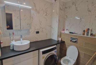 Apartament cu 2 camere semidecomandat, mobilat în Florești - 3