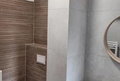 Spațiu comercial, de 240 mp, în Central - 3
